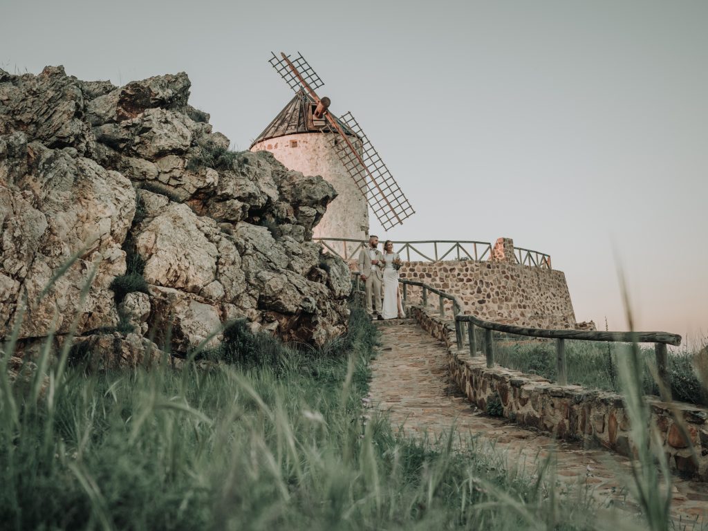 Fotógrafo de boda en Jardines El artillero y molinos en Yébenes Castilla la Mancha